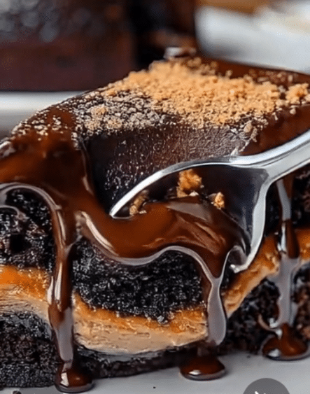 Caramel_Fudge_Dream_Cake