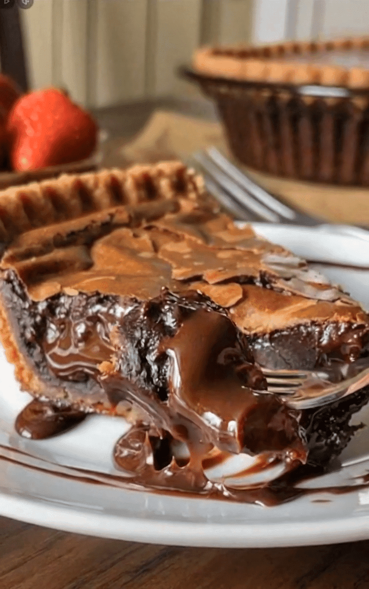 Gooey Chocolate Fudge Pie