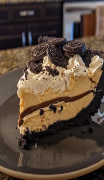 Oreo Peanut Butter Pie: A Decadent No-Bake Dessert