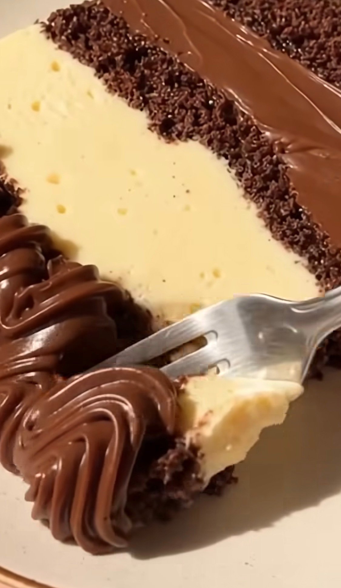 Chocolate Vanilla Mousse Cake