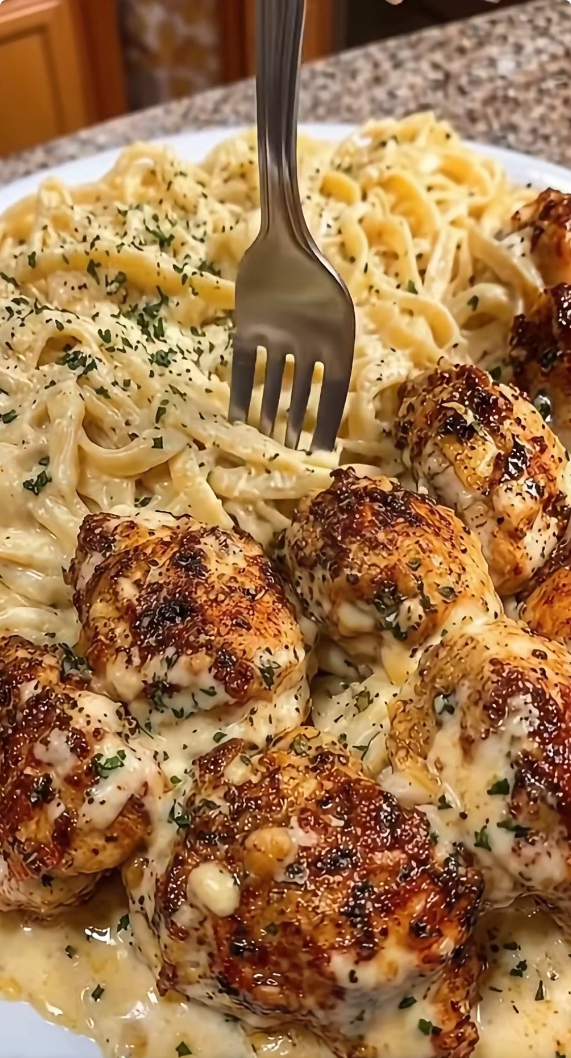 Creamy Garlic Parmesan Chicken with Fettuccine